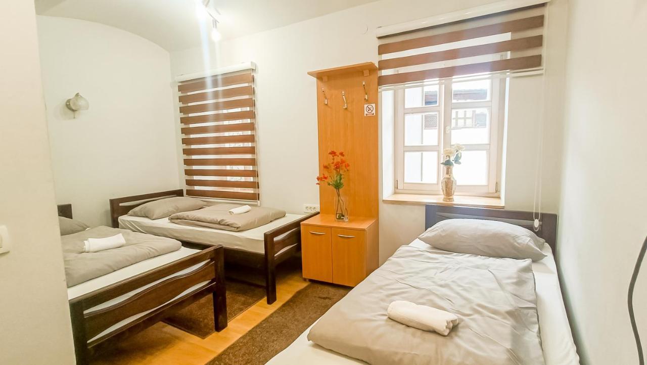 Bascarsija Guesthouse - Private Bath, Tv & Aircon 사라예보 외부 사진