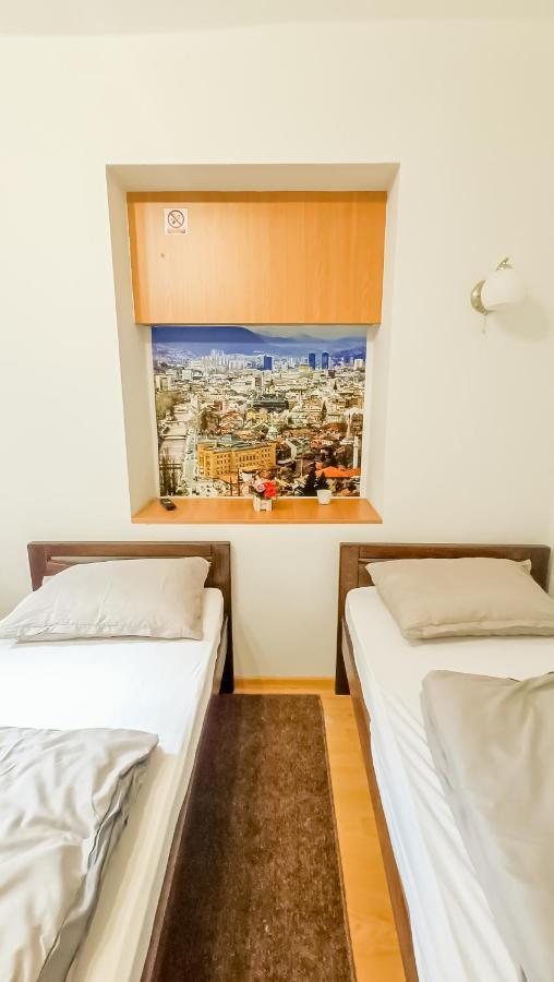 Bascarsija Guesthouse - Private Bath, Tv & Aircon 사라예보 외부 사진